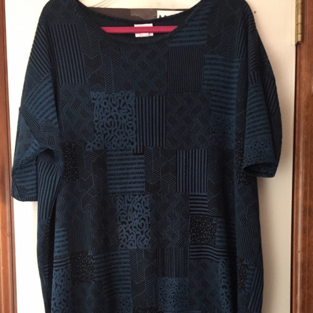 Marine blue and black Irma